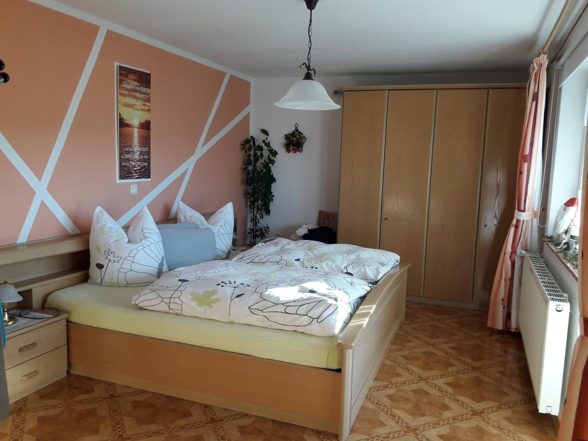 Gaestehaus Reisacher - Mehrbettzimmer ไพทิง ภายนอก รูปภาพ